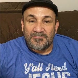 Meet your Posher, Luis